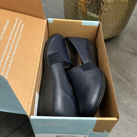 LifeStride Isabelle Wedge Slip-On - Picture 2 of 6